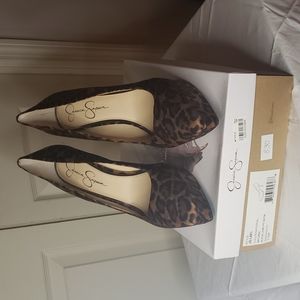 Jessica Simpson NWB Alicia Leopard Print satin platform shoe
